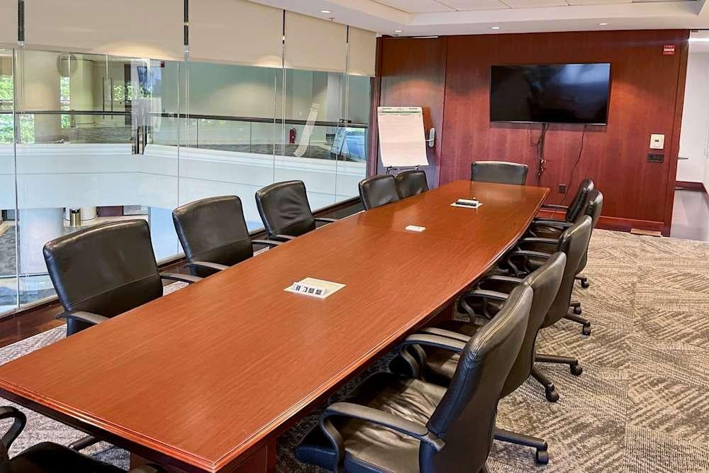 NJ, Edison - Fieldcrest Avenue office space - View 3 in Edison - internet, office_cleaning, breakout_areas