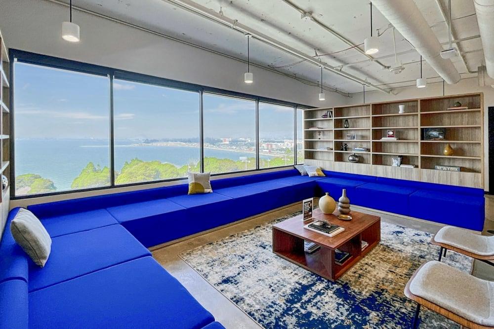 CA, Emeryville - 1900 Powell Street office space - View 2 in Emeryville - internet, office_cleaning, breakout_areas