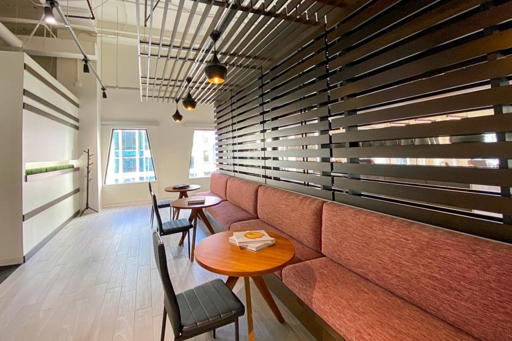 OH Columbus - 21 E State Street - Photo 2 OH Columbus - 21 E State Street office space - View 2 in Columbus - internet, office_cleaning, breakout_areas