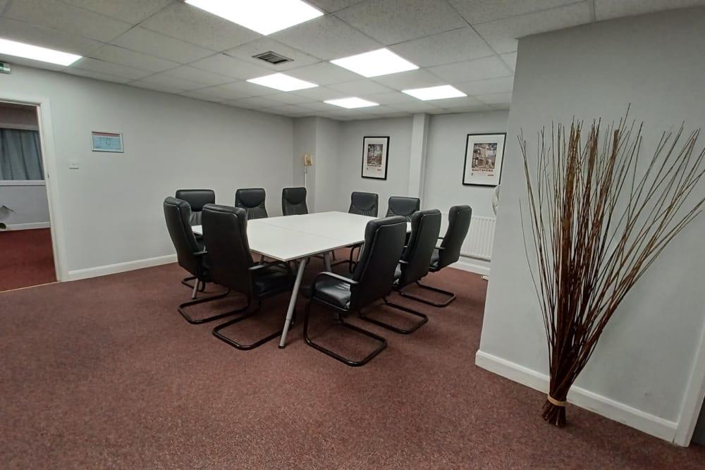 Red Hill House - Photo 3 Red Hill House office space - View 3 in Chester - internet, office_cleaning, breakout_areas