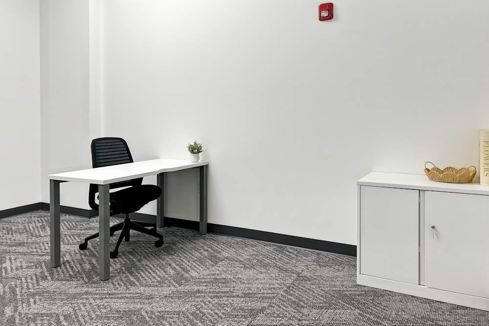 UT, Logan - Main Street office space - View 4 in Logan - internet, office_cleaning, breakout_areas