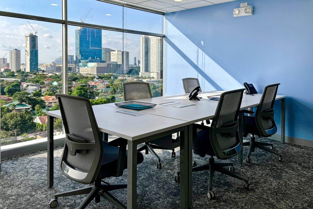 Quezon City, Triumph Square office space - View 5 in Quezon City - internet, office_cleaning, breakout_areas