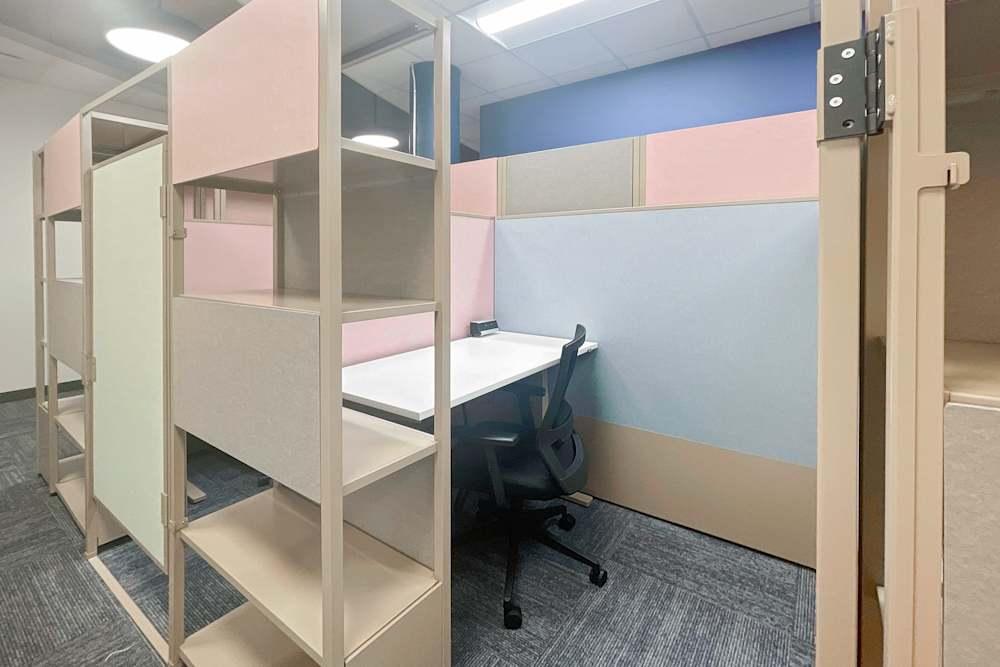 325 E Grand River Avenue office space - View 4 in East Lansing - internet, office_cleaning, breakout_areas