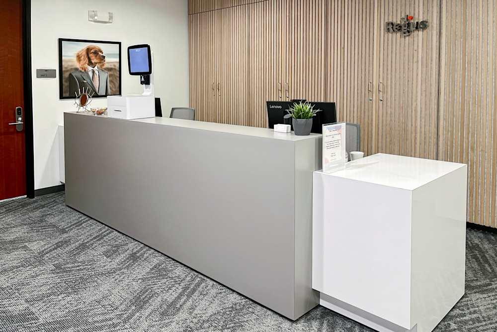 8880 Cal Center Drive - Photo 3 8880 Cal Center Drive office space - View 3 in Sacramento - internet, office_cleaning, breakout_areas