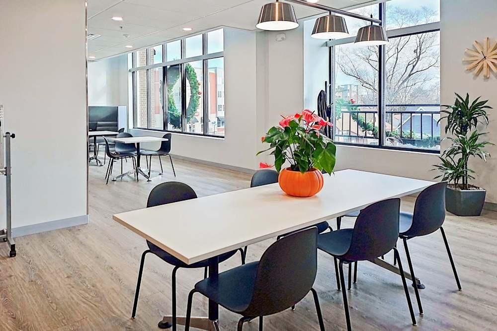 IN, Brownsburg - Green Street - Office space in Brownsburg, Indiana