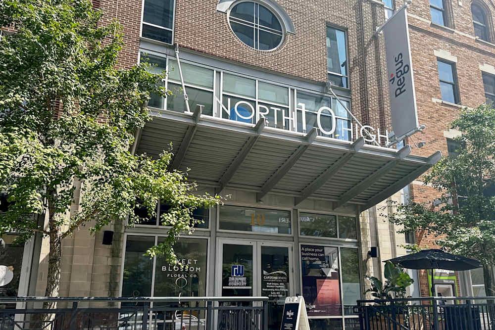 OH, Columbus - N High St. office space - View 4 in Columbus - internet, office_cleaning, breakout_areas