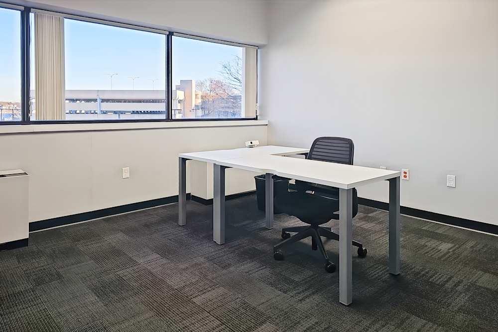 CT, New London - Eugene O'Neill Dr - Office space in New London, Connecticut