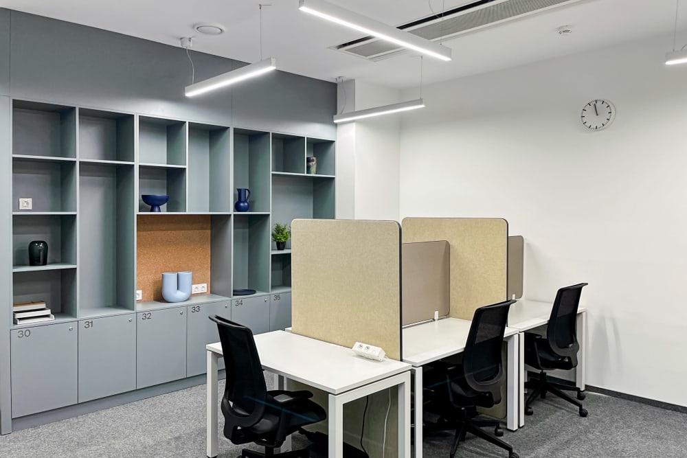 Sofia, Christopher Columbus - Photo 5 Sofia, Christopher Columbus office space - View 5 in Sofia - internet, office_cleaning, breakout_areas