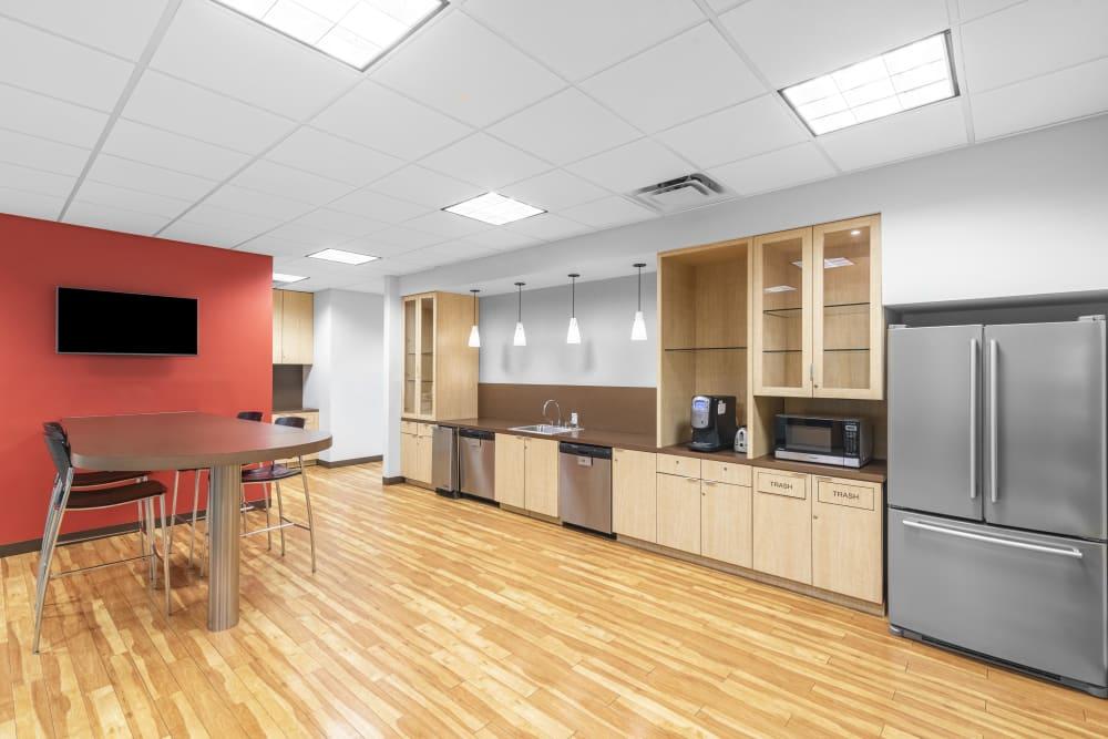 FL, Sarasota - Sarasota Courthouse office space - View 6 in Sarasota - internet, office_cleaning, breakout_areas