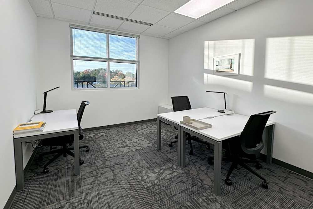 NC, Chapel Hill - Governors Dr - Photo 5 NC, Chapel Hill - Governors Dr office space - View 5 in Chapel Hill - internet, office_cleaning, breakout_areas