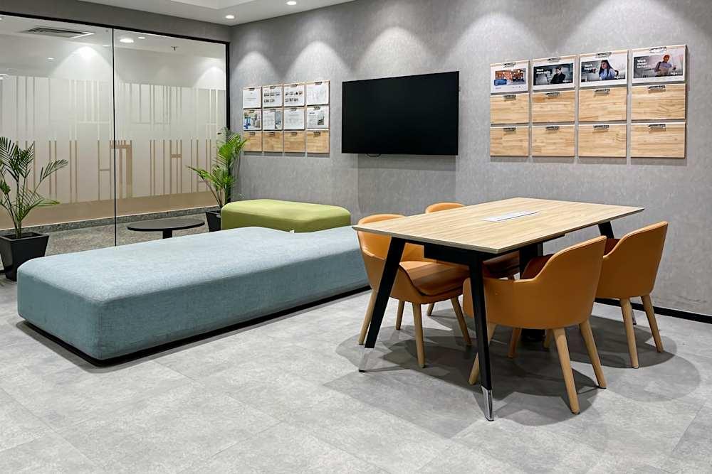 Gurugram, UCP A3 office space - View 3 in Gurugram - internet, office_cleaning, breakout_areas