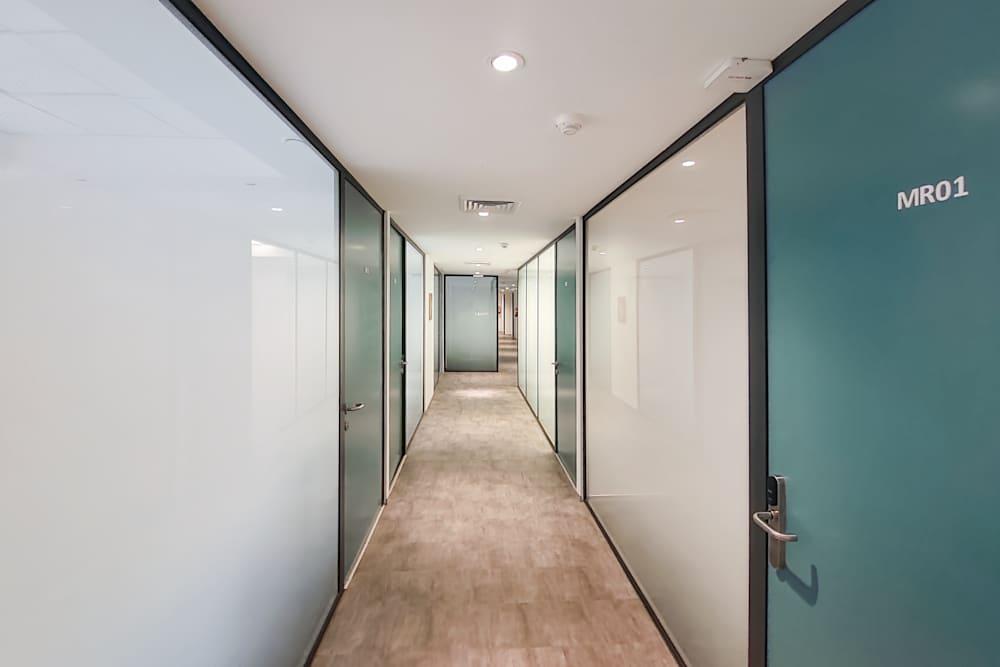 Chandigarh, Timber Market - Photo 6 Chandigarh, Timber Market office space - View 6 in Noida - internet, office_cleaning, breakout_areas