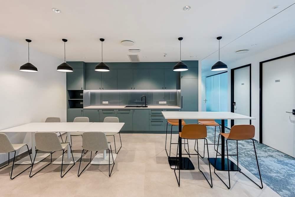 Biatorbagy, Topark - Photo 6 Biatorbagy, Topark office space - View 6 in Biatorbágy - internet, office_cleaning, breakout_areas