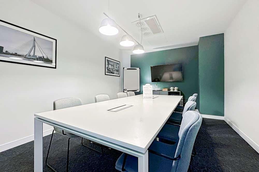 Madrid, Tres Cantos office space - View 6 in Tres Cantos - internet, office_cleaning, breakout_areas