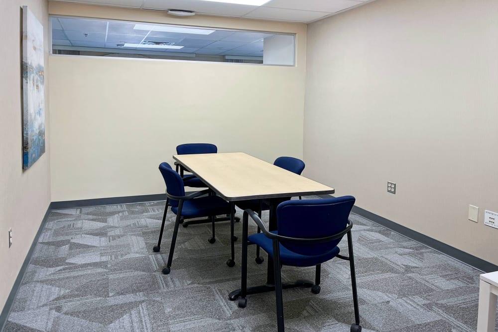 NV, Las Vegas - South Maryland Parkway office space - View 2 in Las Vegas - internet, office_cleaning, breakout_areas