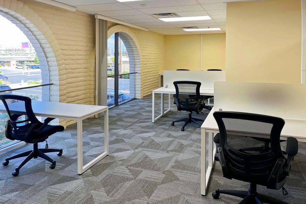 NV, Las Vegas - South Maryland Parkway office space - View 3 in Las Vegas - internet, office_cleaning, breakout_areas