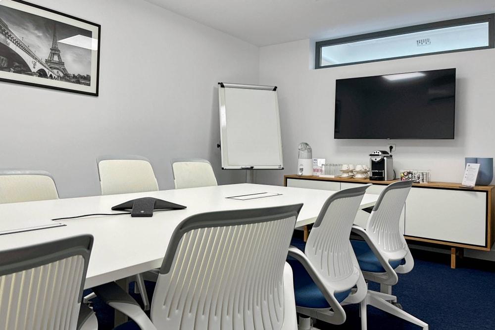 Douai, Bellain - Photo 6 Douai, Bellain office space - View 6 in Douai - internet, office_cleaning, breakout_areas