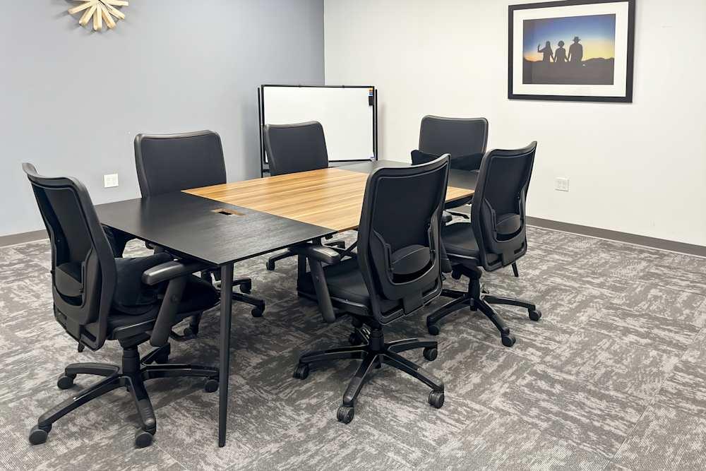 CT, Farmington - Farmington Ave office space - View 5 in Farmington - internet, office_cleaning, breakout_areas