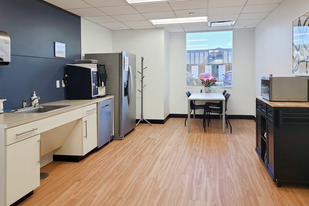 LA, Covington- Holiday Blvd office space - View 4 in Covington - internet, office_cleaning, breakout_areas