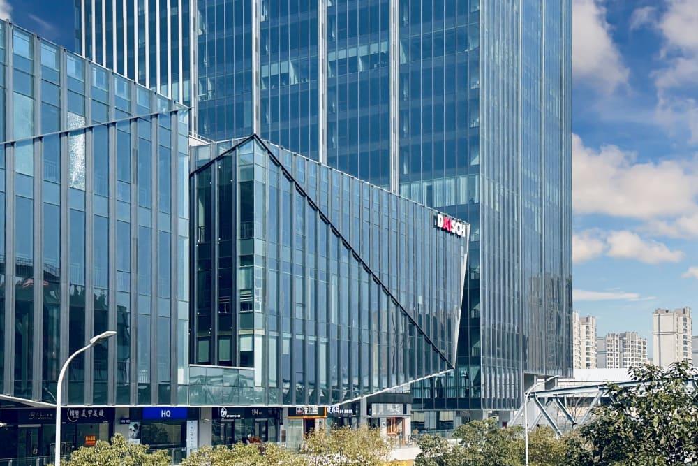 Shanghai, Sunac West Ring Center office space - View 5 in Jiading District - internet, office_cleaning, breakout_areas