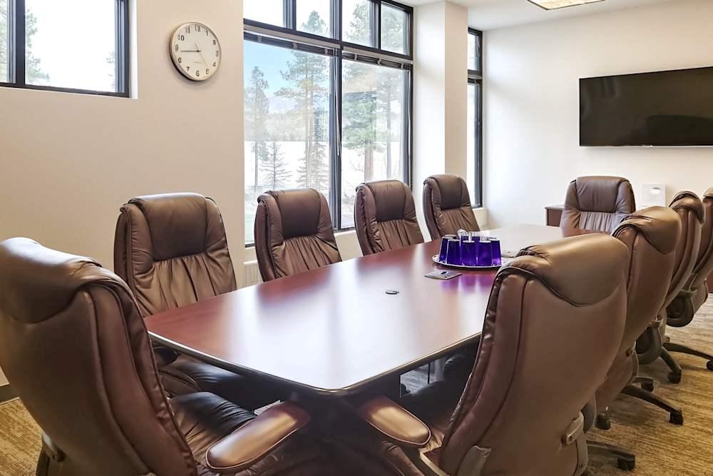 AZ, Flagstaff - W University Ave office space - View 5 in Flagstaff - internet, office_cleaning, breakout_areas