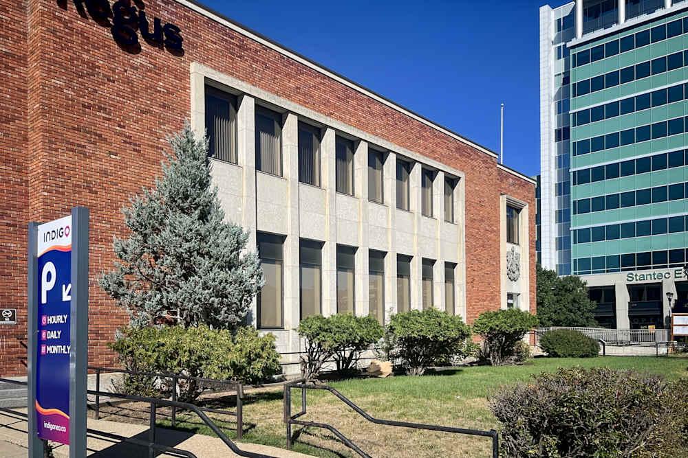 AB, Red Deer - 50 Street office space - View 4 in Red Deer - internet, office_cleaning, breakout_areas