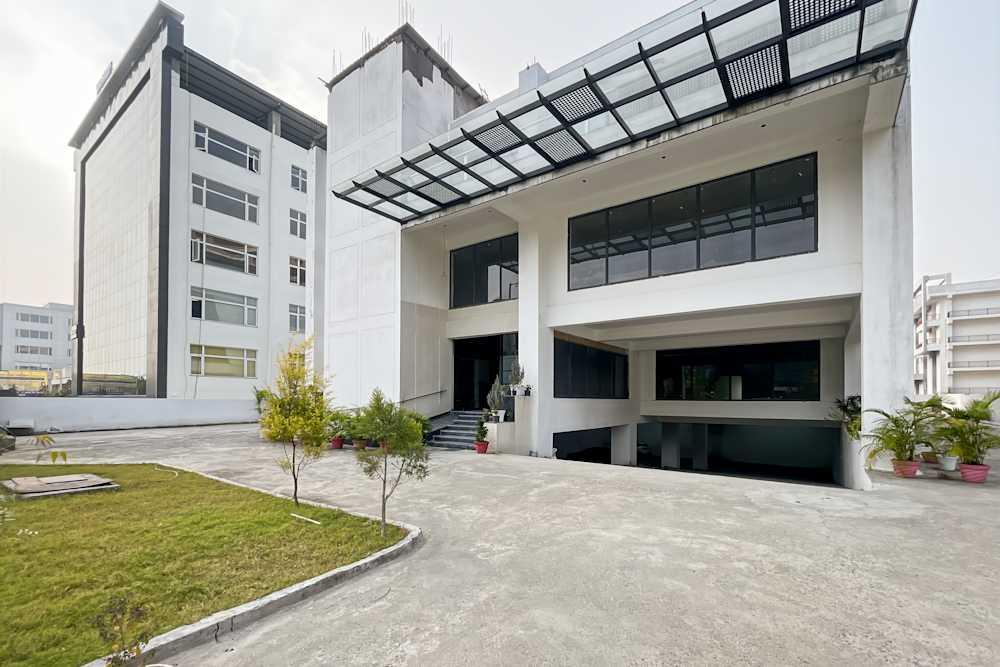 44A IT Park - Photo 3 44A IT Park office space - View 3 in Dehradun - internet, office_cleaning, breakout_areas