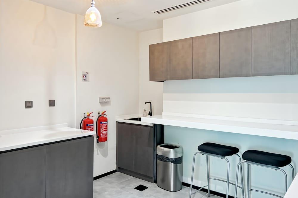 HDS Tower - Photo 4 HDS Tower office space - View 4 in Dubai - internet, office_cleaning, breakout_areas