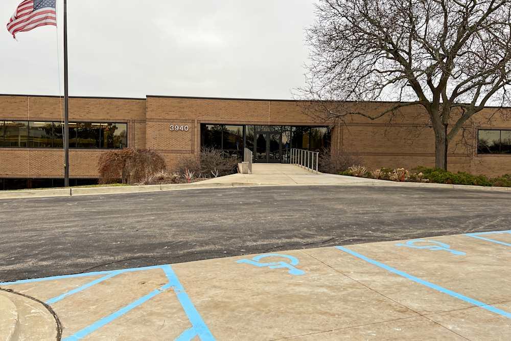 MI, Grand Rapids - Peninsular Dr - Office space in Grand Rapids, Michigan