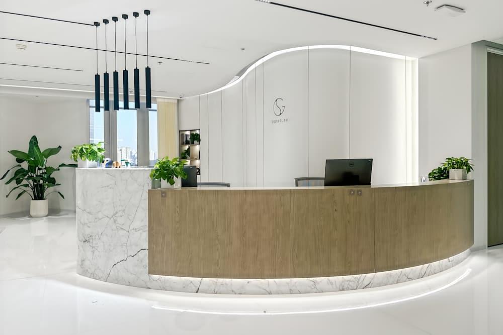 Shanghai, Jinmao Tower office space - View 2 in Pu Dong Xin Qu - internet, office_cleaning, breakout_areas