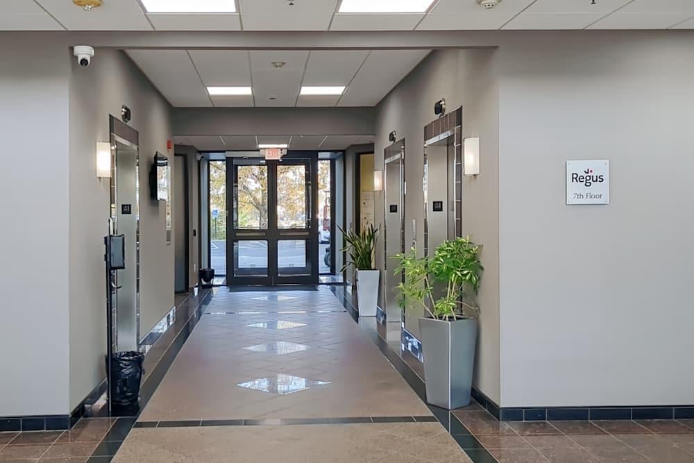 OH, Cincinnati - Chester Rd office space - View 3 in Cincinnati - internet, office_cleaning, breakout_areas