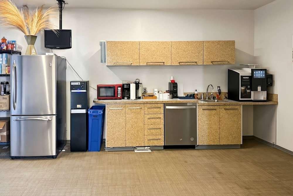 ID, Meridian - W Overland Road office space - View 2 in Meridian - internet, office_cleaning, breakout_areas