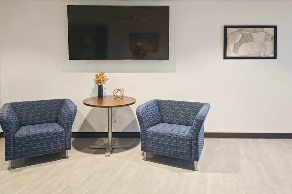 CO, Golden - Indiana St - Photo 3 CO, Golden - Indiana St office space - View 3 in Golden - internet, office_cleaning, breakout_areas