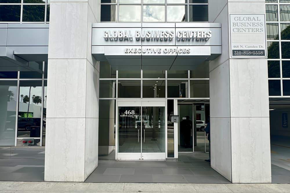 468 N Camden Dr office space - View 4 in Beverly Hills - internet, office_cleaning, breakout_areas