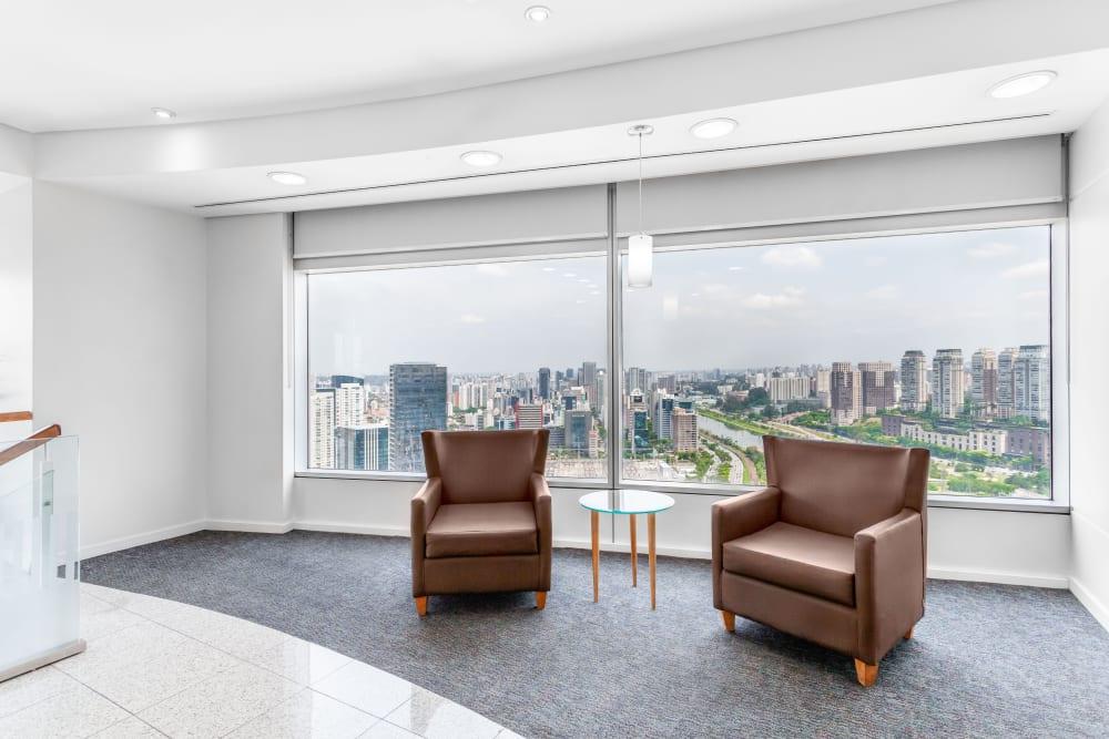 SAO PAULO, Regus E-Tower - Funchal office space - View 2 in Vila Olímpia - internet, office_cleaning, breakout_areas