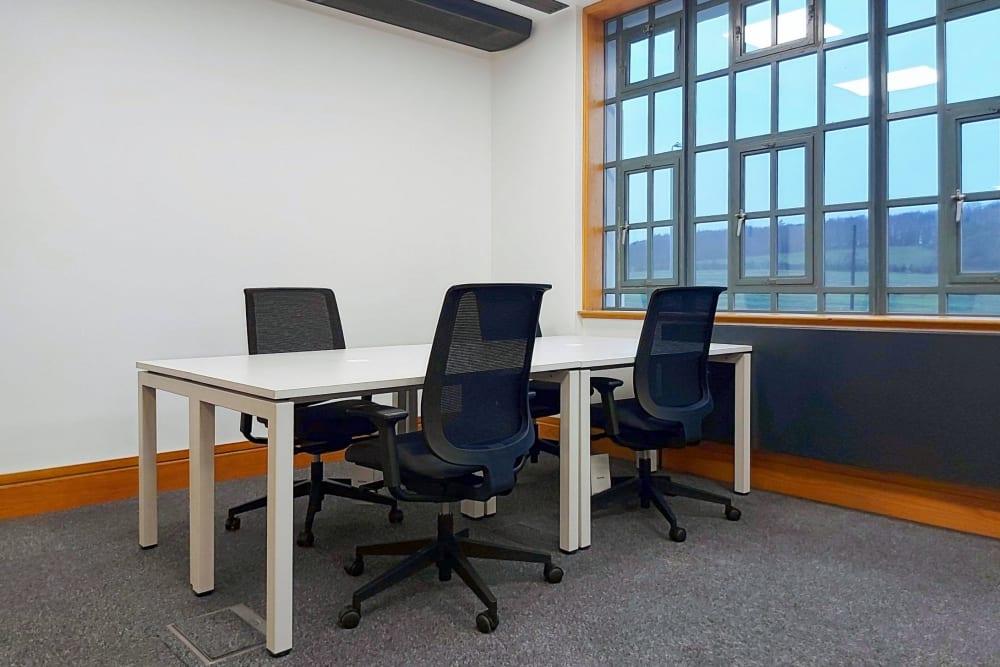 Glasgow Airport - Photo 4 Glasgow Airport office space - View 4 in Inchinnan - internet, office_cleaning, breakout_areas