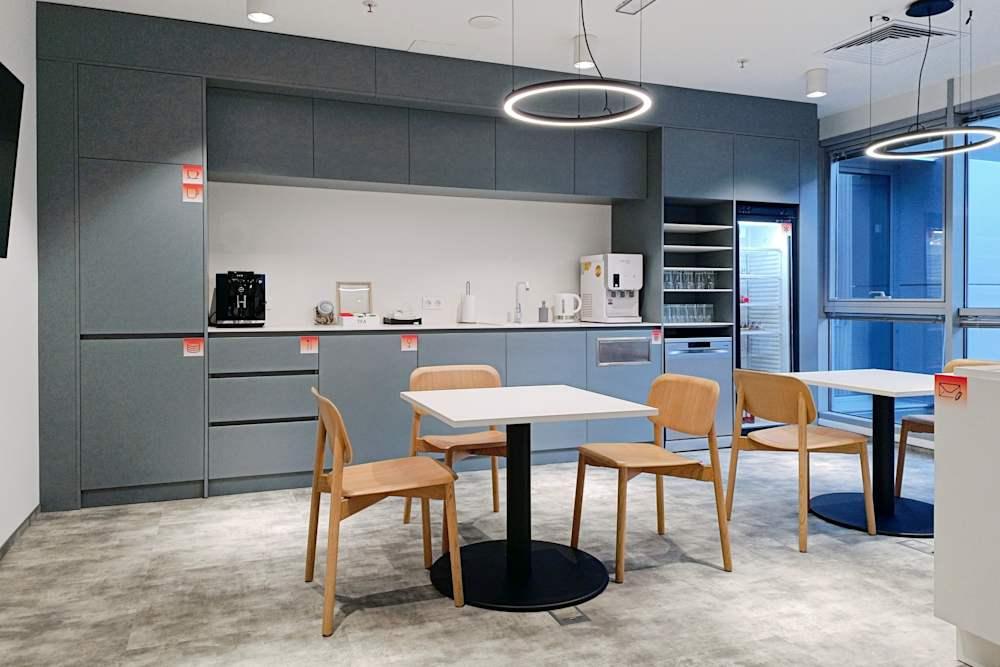 Sofia, BSR 1 office space - View 4 in Sofia - internet, office_cleaning, breakout_areas