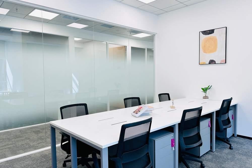 Shanghai, Reeb Building - Photo 4 Shanghai, Reeb Building office space - View 4 in Delhi - internet, office_cleaning, breakout_areas