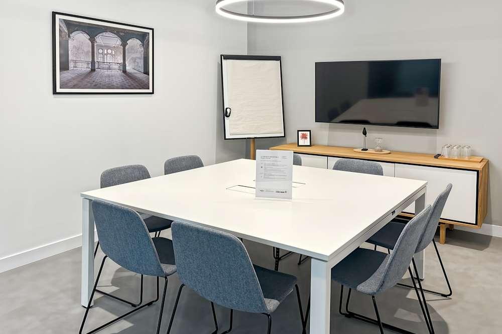 Sevilla, Camas office space - View 4 in Camas - internet, office_cleaning, breakout_areas