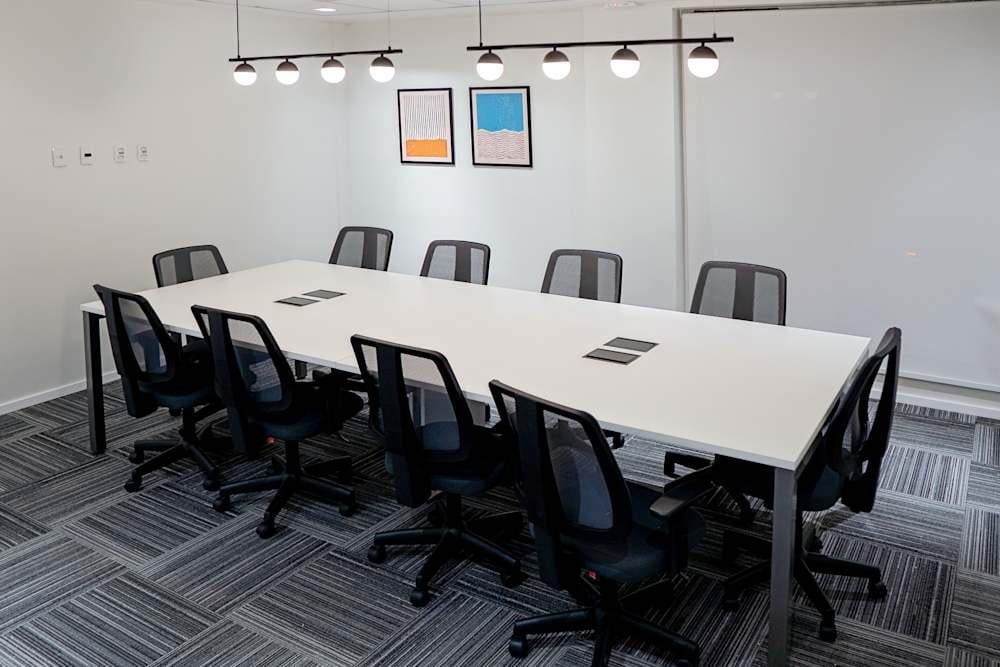 Regus Curitiba Seculo XXI - Photo 5 Regus Curitiba Seculo XXI office space - View 5 in Centro - internet, office_cleaning, breakout_areas