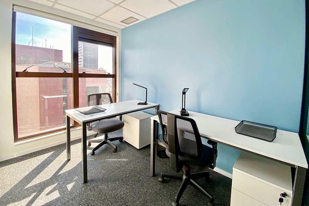 Regus Curitiba Seculo XXI - Photo 4 Regus Curitiba Seculo XXI office space - View 4 in Centro - internet, office_cleaning, breakout_areas