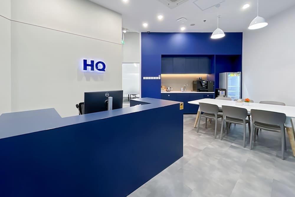 Delft Apartment - Photo 2 Delft Apartment office space - View 2 in Kota Makassar - internet, office_cleaning, breakout_areas