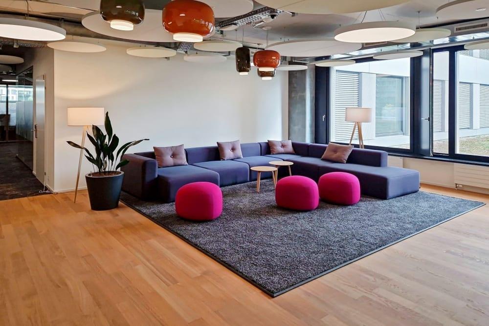 Zurich, Regus Spoom Oerlikon office space - View 4 in Zürich - internet, office_cleaning, breakout_areas