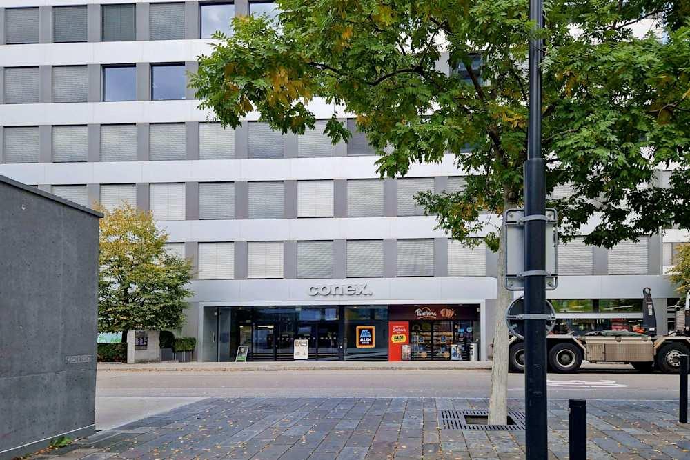 Zurich, Regus Spoom Oerlikon office space - View 2 in Zürich - internet, office_cleaning, breakout_areas