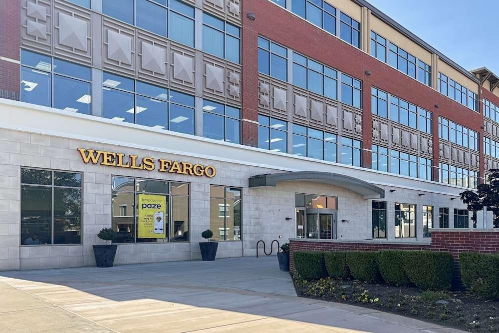 UT, Ogden - 24th St office space - View 5 in Ogden - internet, office_cleaning, breakout_areas