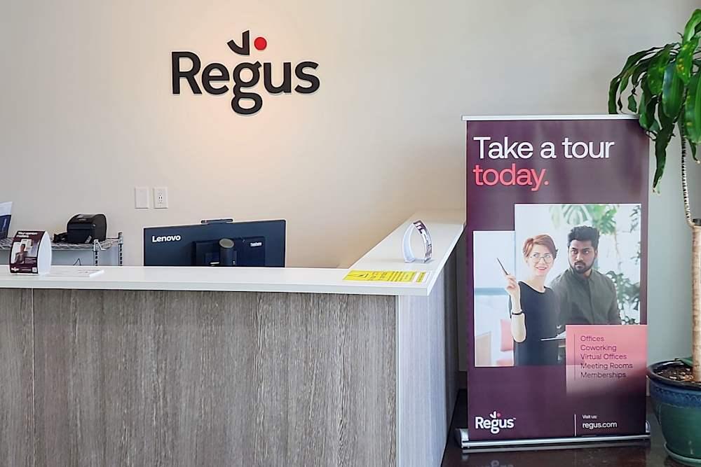 5547 Veterans Parkway - Photo 5 5547 Veterans Parkway office space - View 5 in Columbus - internet, office_cleaning, breakout_areas