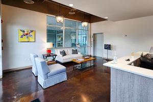 5547 Veterans Parkway