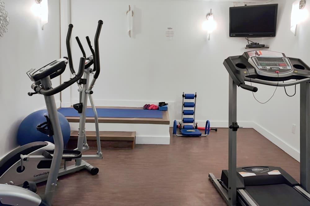 AB, Medicine Hat - 640 3rd St SE office space - View 3 in Medicine Hat - internet, office_cleaning, breakout_areas