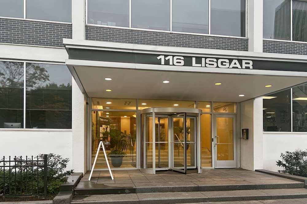 ON, Ottawa - Lisgar St - Photo 3 ON, Ottawa - Lisgar St office space - View 3 in Ottawa - internet, office_cleaning, breakout_areas