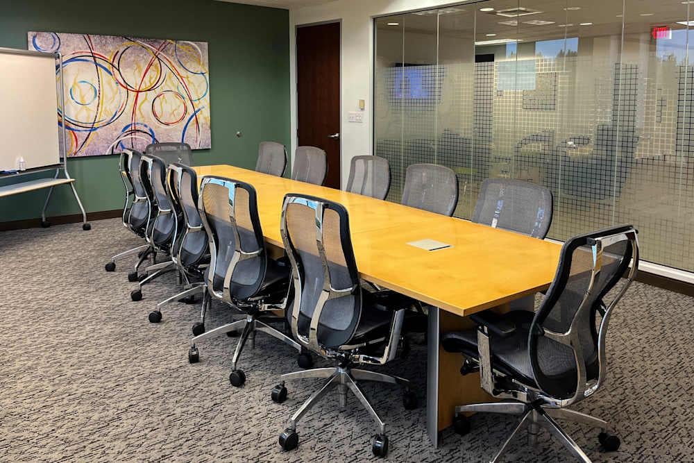 NC, Charlotte - University Executive Park office space - View 3 in Charlotte - internet, office_cleaning, breakout_areas